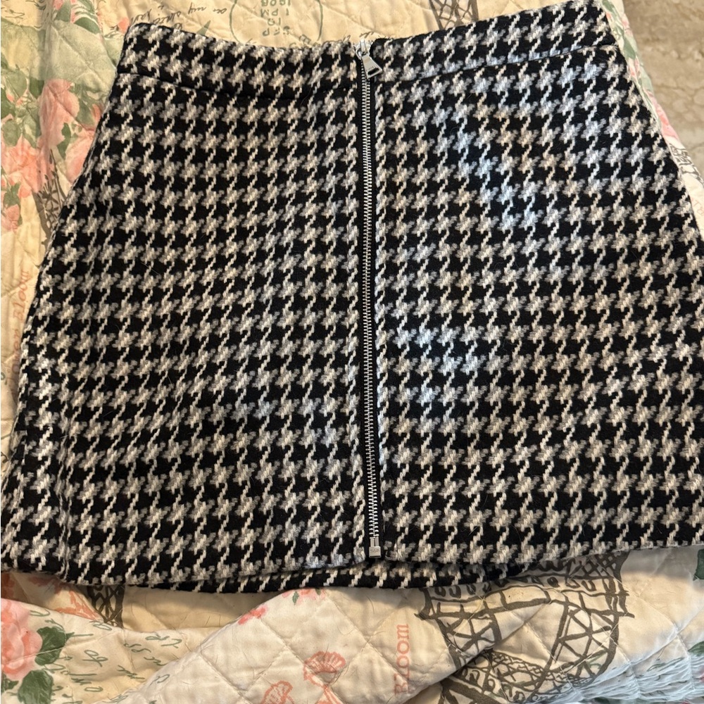 Express Monochrome Houndstooth Mini Skirt